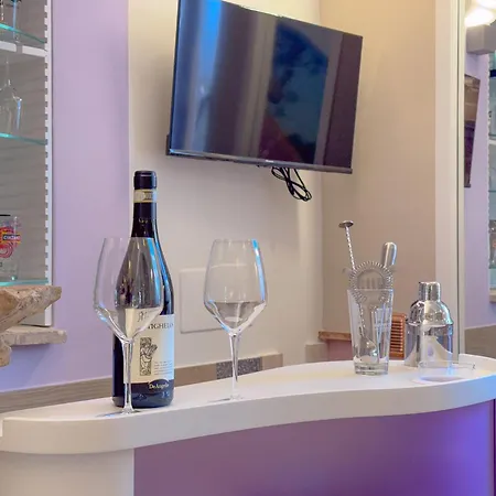 Antolina - Il Cielo In Stanza By Host Hero